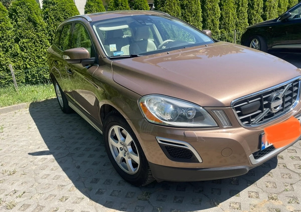 Volvo XC 60 cena 64000 przebieg: 189718, rok produkcji 2011 z Warszawa małe 407